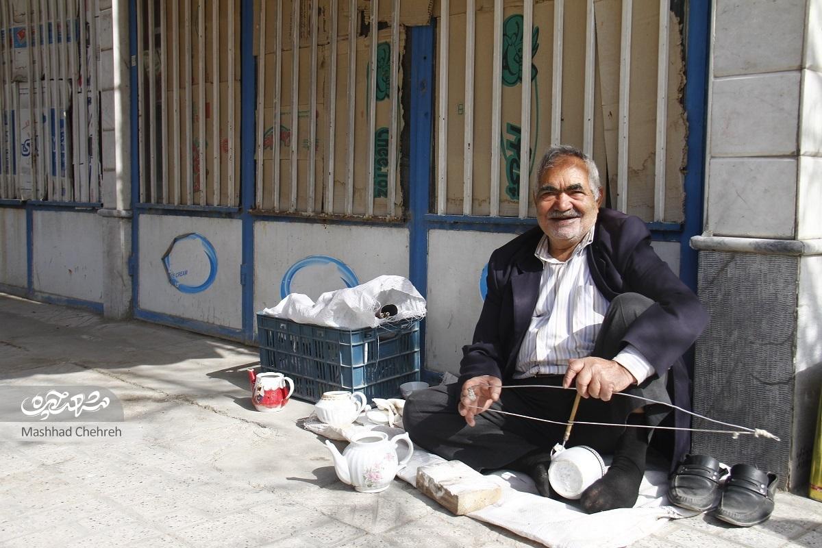 عمو محمد جمال چینی بندزن قدیمی محله مقدم است