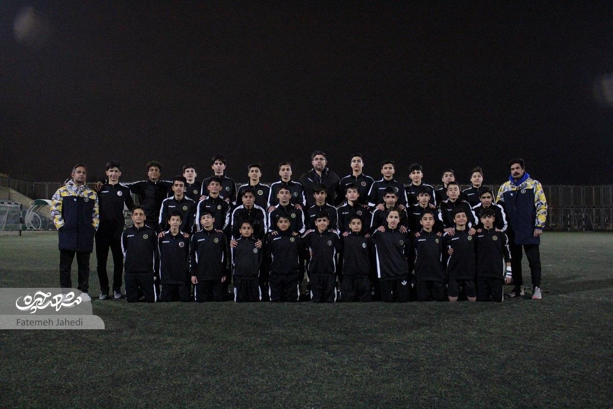 فوتبال مشهد به یک آکادمی قوی نیاز دارد فوتبال مشهد به یک آکادمی قوی نیاز دارد