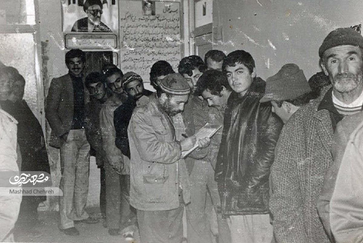 شغل فعلی عمو سیفا...، چاقوتیزکنی، شغل پیشین، خبرنگاری شغل فعلی عمو سیفا...، چاقوتیزکنی، شغل پیشین، خبرنگاری