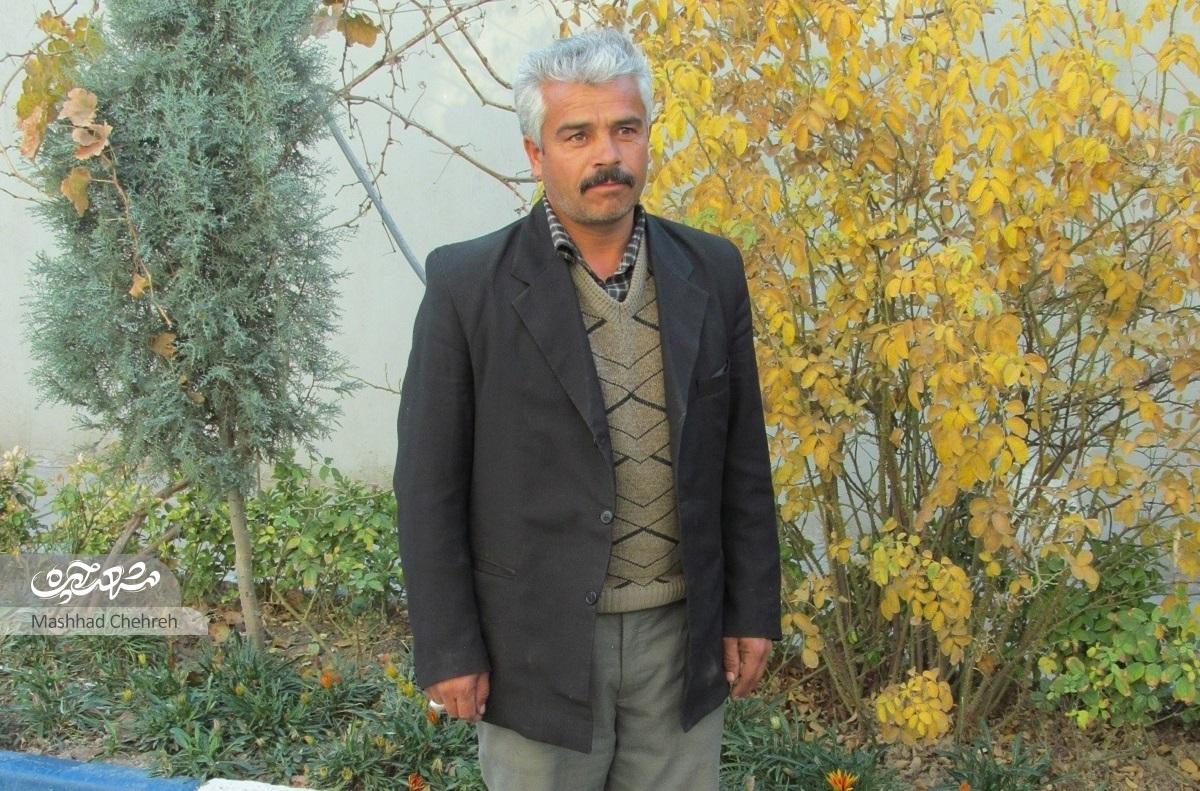 کشاورز تربتی، باغبان‌ نمونه شهرداری مشهد است