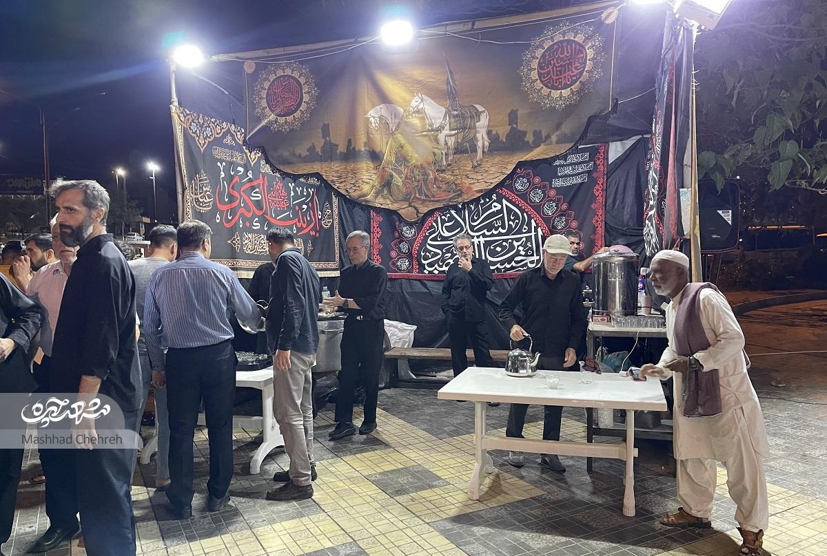 همراه با خدمتگزاران موکب بیمارستان اکبر که محلی برای آغاز معجزههاسترویش امید از دل رنج همراه با خدمتگزاران موکب بیمارستان اکبر که محلی برای آغاز معجزههاسترویش امید از دل رنج