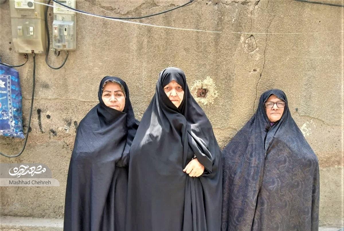 مهربانی بیدریغ همسایههای مسجد چوبی