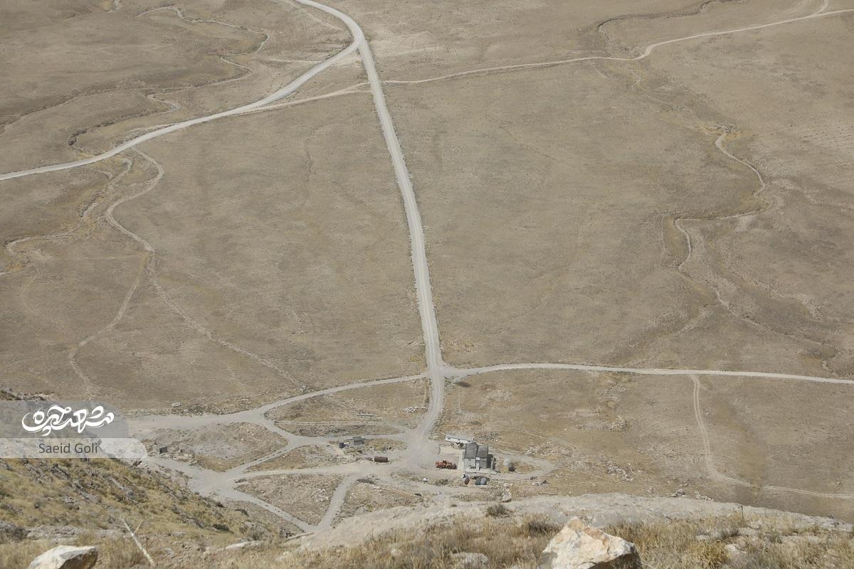 بعد از آسیبهای معادن اینبار ضلع شمالی اژدرکوه جادهسازی شد! بعد از آسیبهای معادن اینبار ضلع شمالی اژدرکوه جادهسازی شد!