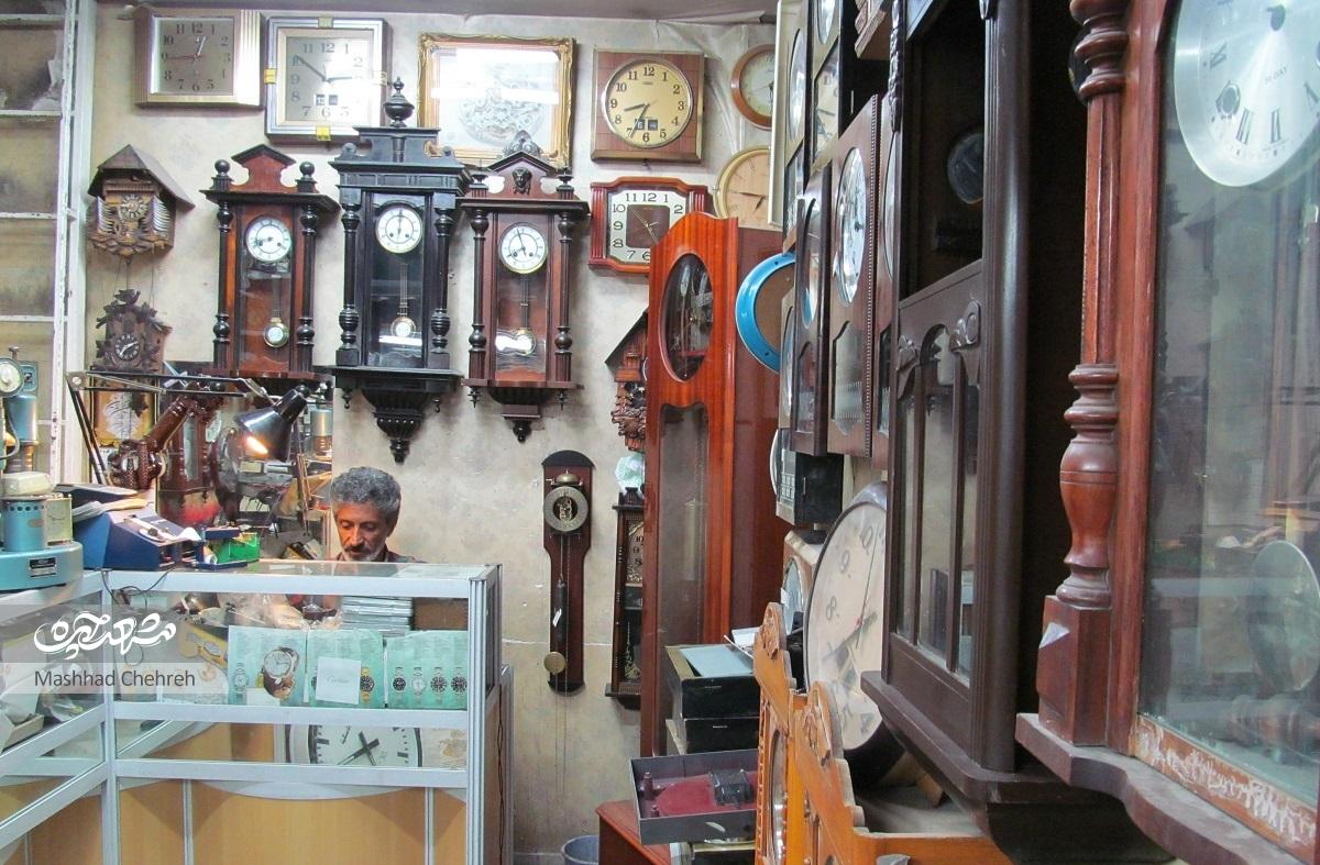 خیابان چهار طبقه به سمت بازار جنت راسته ساعتفروشهاست خیابان چهار طبقه به سمت بازار جنت راسته ساعتفروشهاست