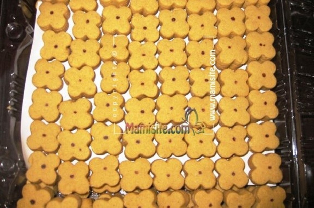 شیرینی نخودیهای طاهره خانم به انگلستان صادر میشود شیرینی نخودیهای طاهره خانم به انگلستان صادر میشود