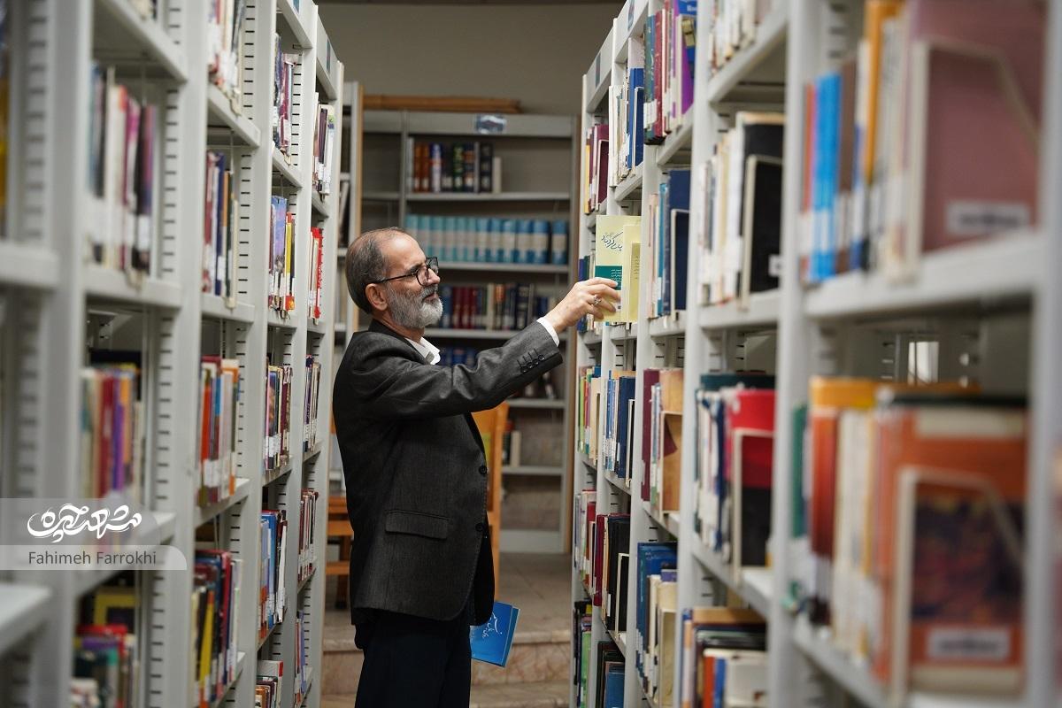 محمدصادق بخشی، شاعر آیینی معجزه را با قلب و قلمش درک کرده است محمدصادق بخشی، شاعر آیینی معجزه را با قلب و قلمش درک کرده است