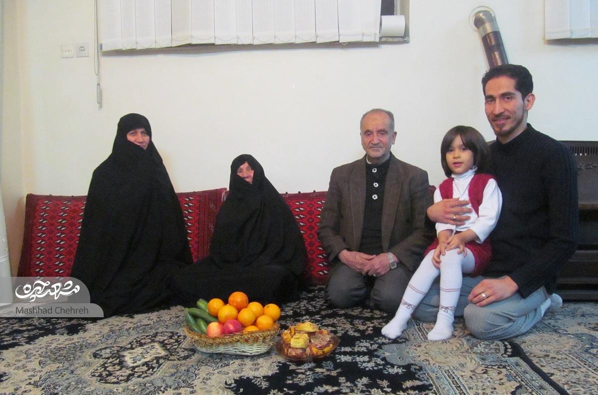 قهر و دعوای آشنایان در خانه حاجآقا و حاجخانم عابدی تبدیل به صلح میشود قهر و دعوای آشنایان در خانه حاجآقا و حاجخانم عابدی تبدیل به صلح میشود