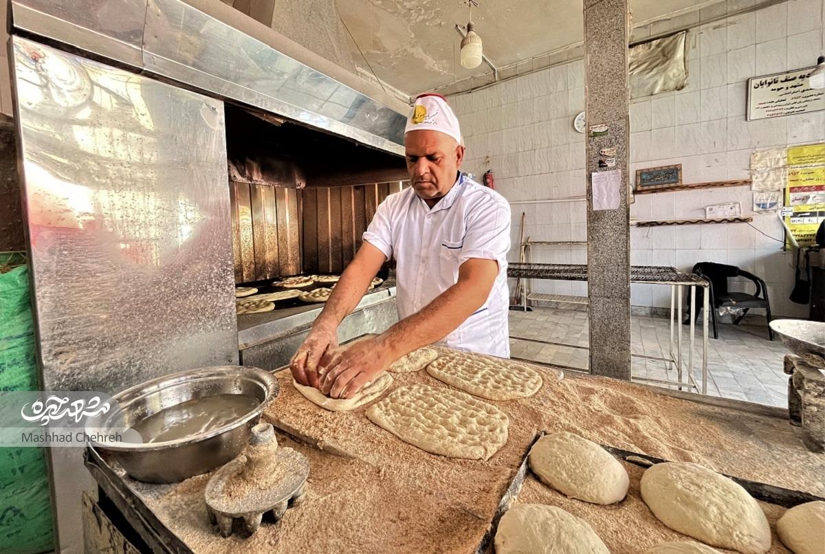 نانوایی قدیر صیدمحمدخانی، خانوادگی اداره میشود نانوایی قدیر صیدمحمدخانی، خانوادگی اداره میشود