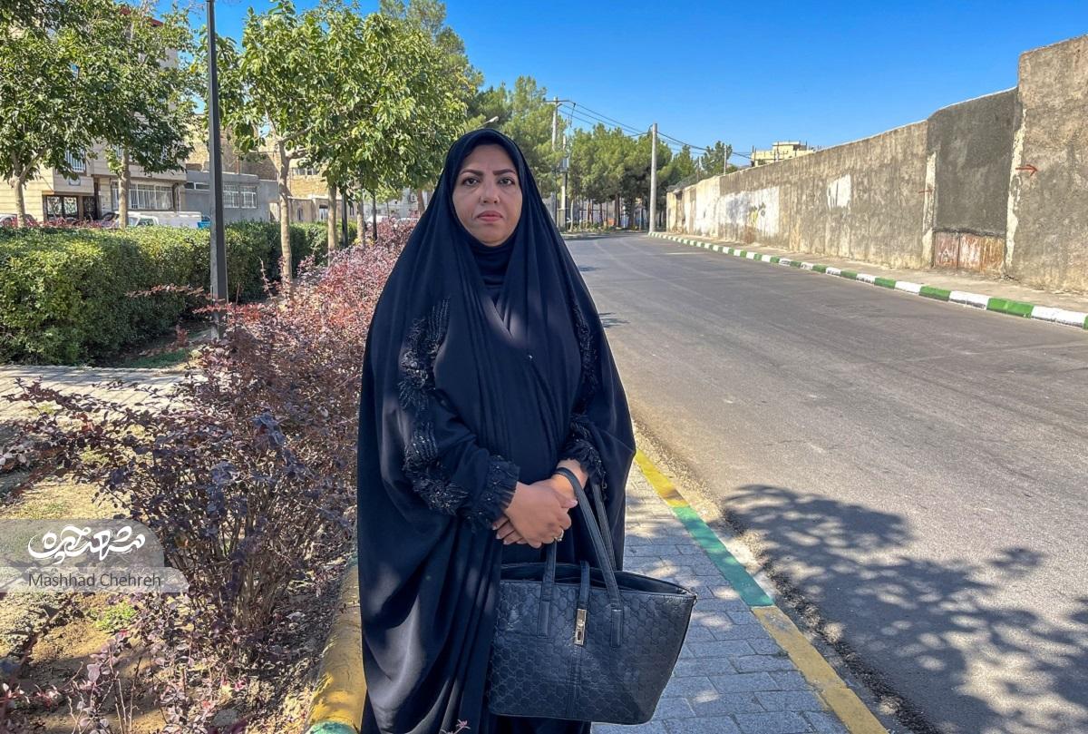 زهره فتحعلی‌زاده، از خاطرات ۲۰ سال سکونتش در خیابان مؤمن می‌گویدسرگرمی جمعه‌ها، تماشای فوتبال محلی بود