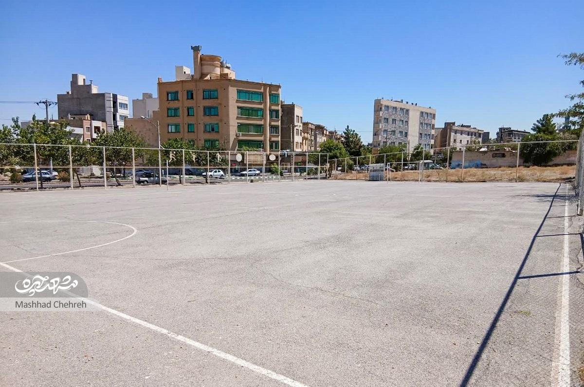 کوچه «مفاخر» در محله گلدیس