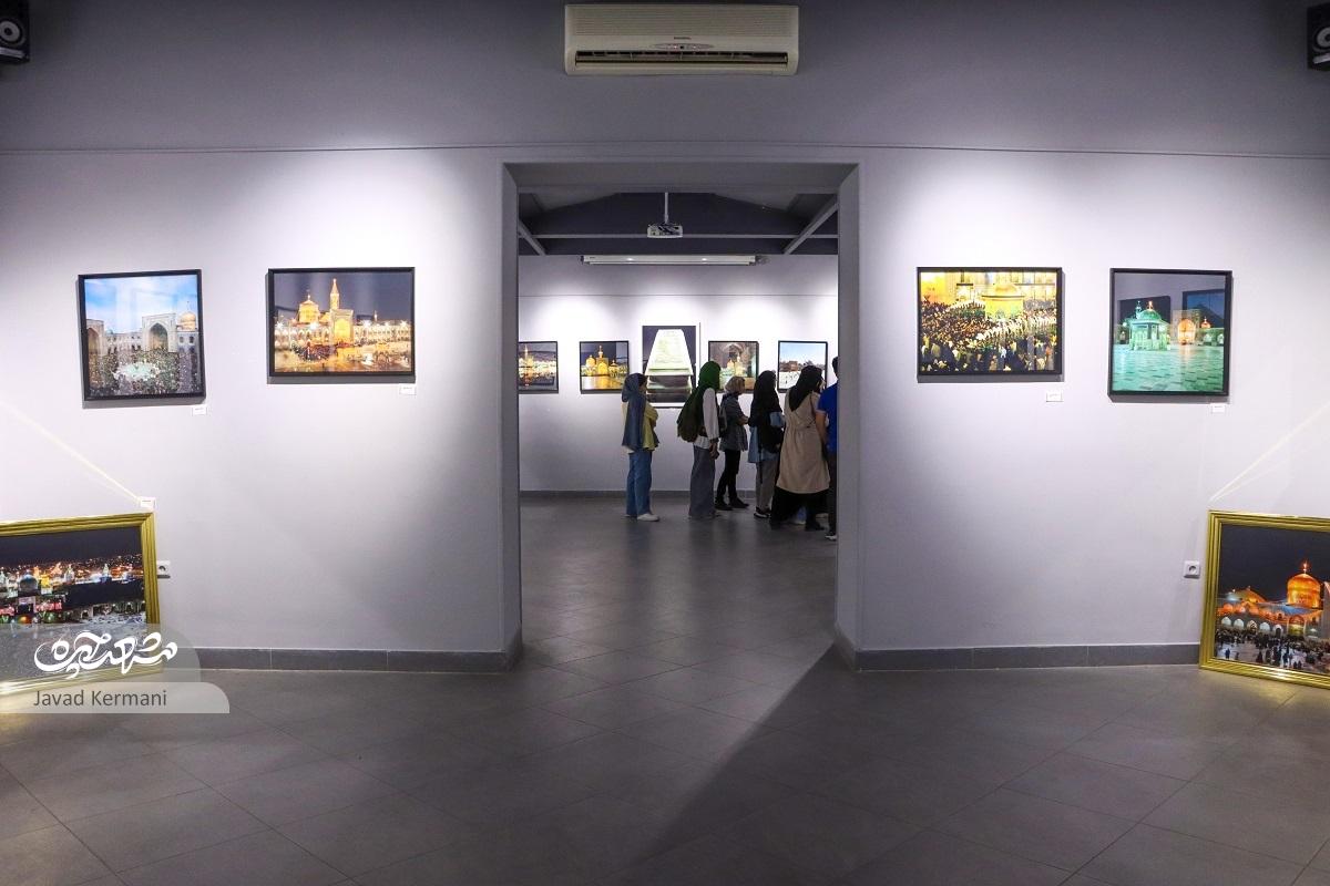 با عکس هایم از حرم، زندگی کردم