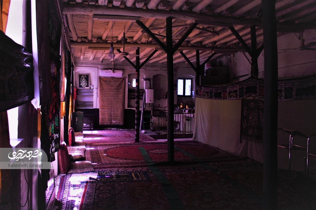 مسجد سجادیه با قدمت ۱۵۷ ساله در کوچه آبمیرزا پابرجاست مسجد سجادیه با قدمت ۱۵۷ ساله در کوچه آبمیرزا پابرجاست