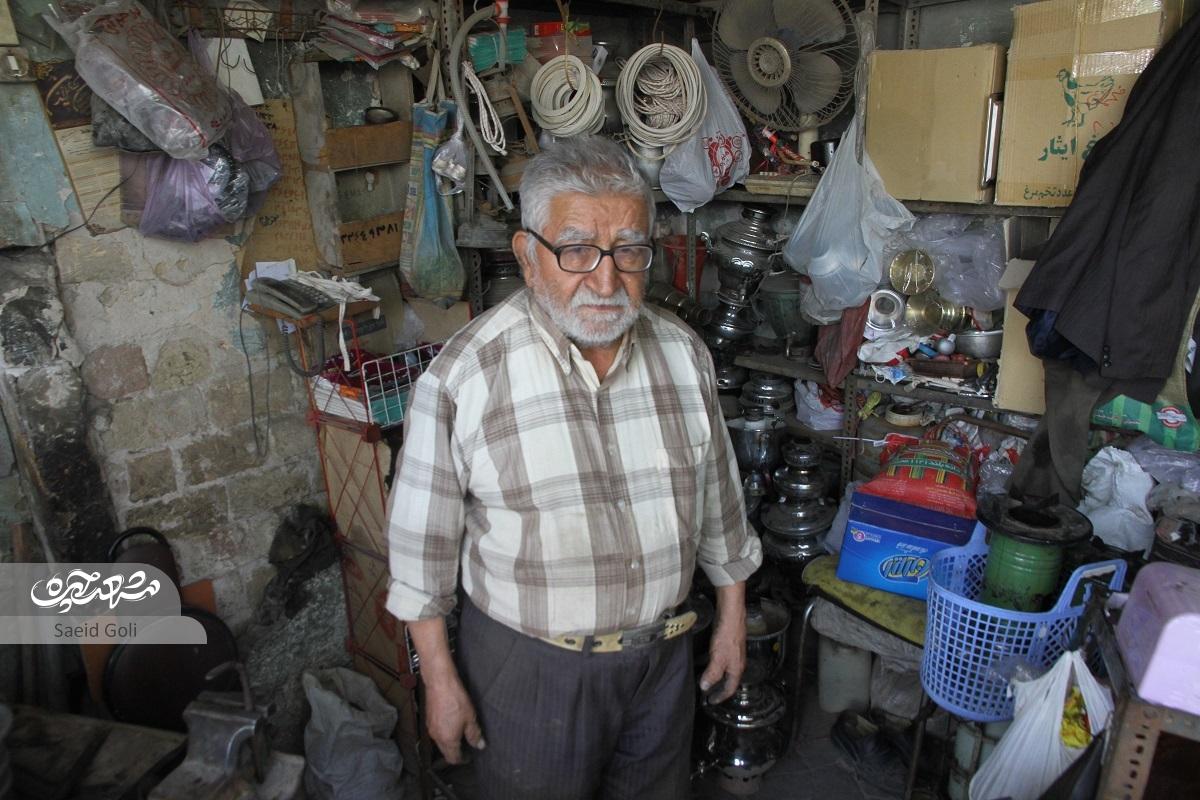 تاریخچهای از سماورهای قدیمی که «خودجوش» نام داشتند تاریخچهای از سماورهای قدیمی که «خودجوش» نام داشتند