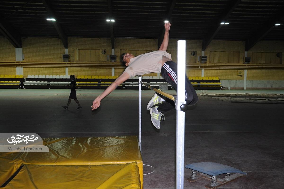 امیرعلی گنجآبادی رکورددار کشور در رشته پرش ارتفاع است امیرعلی گنجآبادی رکورددار کشور در رشته پرش ارتفاع است