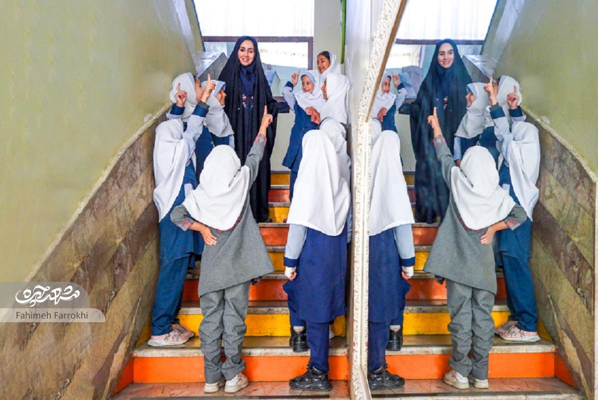 روایتی از تغییرات دبستان محله فجر که به همت مدیر نیکوکاران و والدین دانشآموزان رقم خورده استتولد دوباره «سارا» روایتی از تغییرات دبستان محله فجر که به همت مدیر نیکوکاران و والدین دانشآموزان رقم خورده استتولد دوباره «سارا»