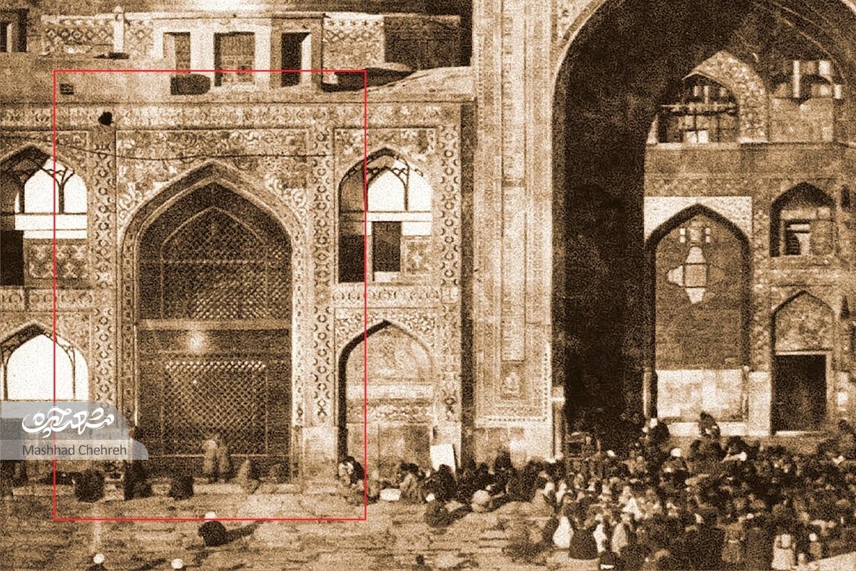 الگوی متفاوت پنجره فولاد صحن عتیق در دوره قاجار