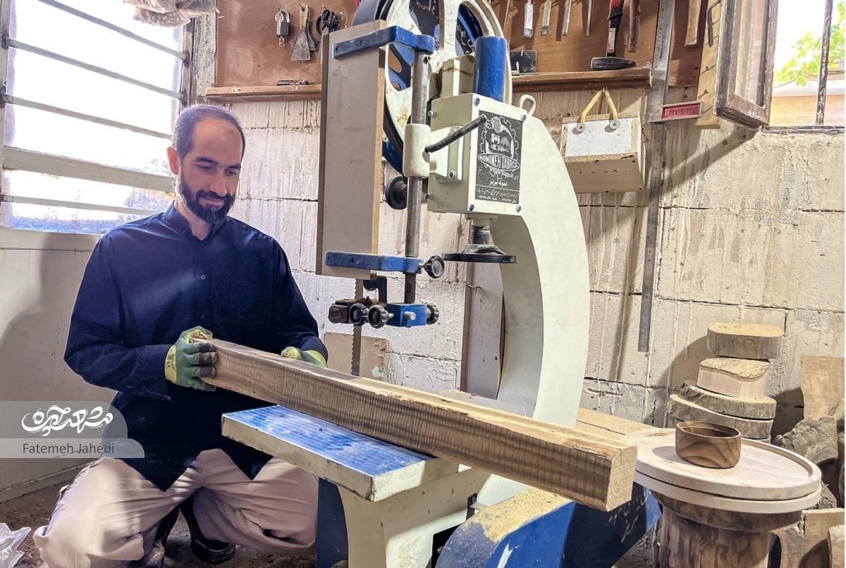 زندگی رضا زکریایی از مسیر پرپیچوخم به روشنایی یقین رسیده است زندگی رضا زکریایی از مسیر پرپیچوخم به روشنایی یقین رسیده است