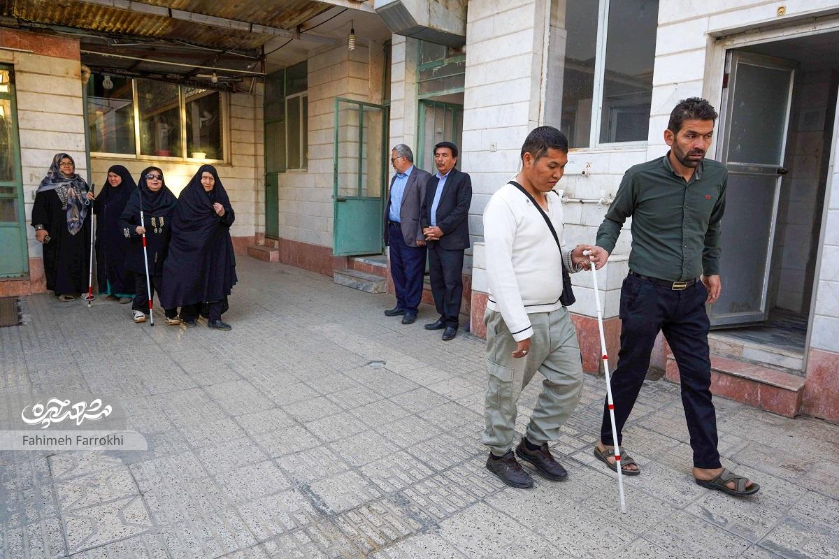 وقتی هیچ چشمی ما را نمیبیند وقتی هیچ چشمی ما را نمیبیند