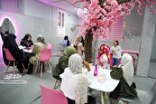 کافه صورتی کانون فرهنگی تبلیغی حضرت زینب(س) برای دختران محله ایثار