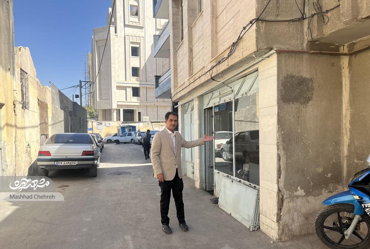 با خاطرات کودکی حمید بهنامیان در کوچه‌های عیدگاه، هم‌قدم می‌شویمدیوارها هنوز بوی رنگ می‌دهد