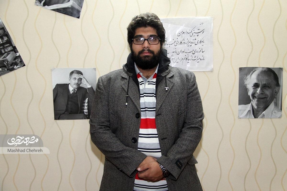 علی حاجییاری نفر اول جشنواره شعر «بیحروف» شد