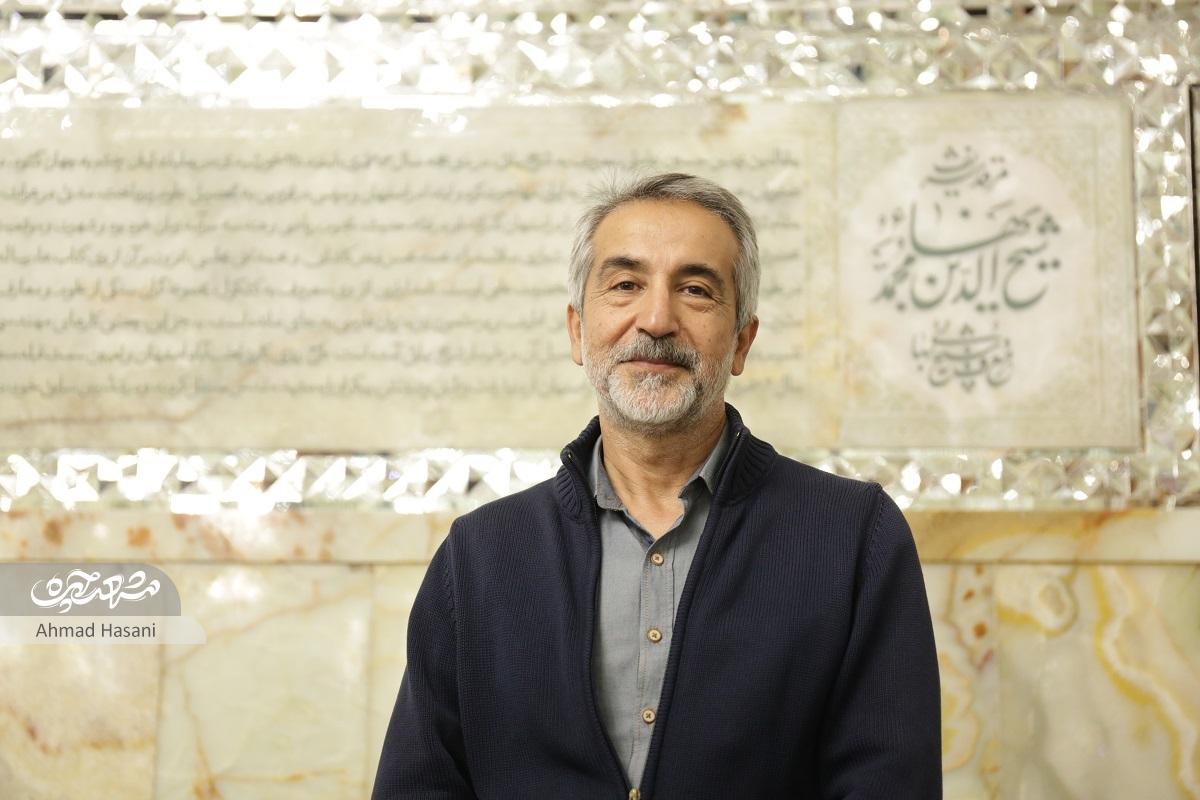 دو سال هنرمندی بابک مسعودی روی سنگ مضجع امام‌رضا (ع)