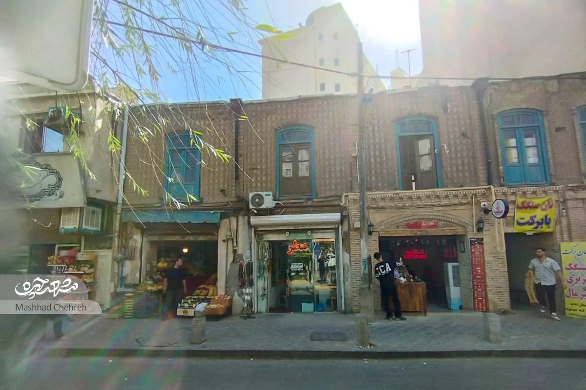 کوچه «اندرزگو۱۲» این روزها حالوهوای تاریخیاش احیا شده است کوچه «اندرزگو۱۲» این روزها حالوهوای تاریخیاش احیا شده است