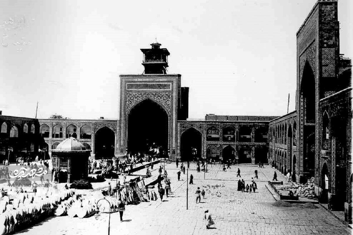 سیر تاریخی مرمت صحن انقلاب اسلامی، به روایت تصاویرعتیق در گذر زمان سیر تاریخی مرمت صحن انقلاب اسلامی، به روایت تصاویرعتیق در گذر زمان