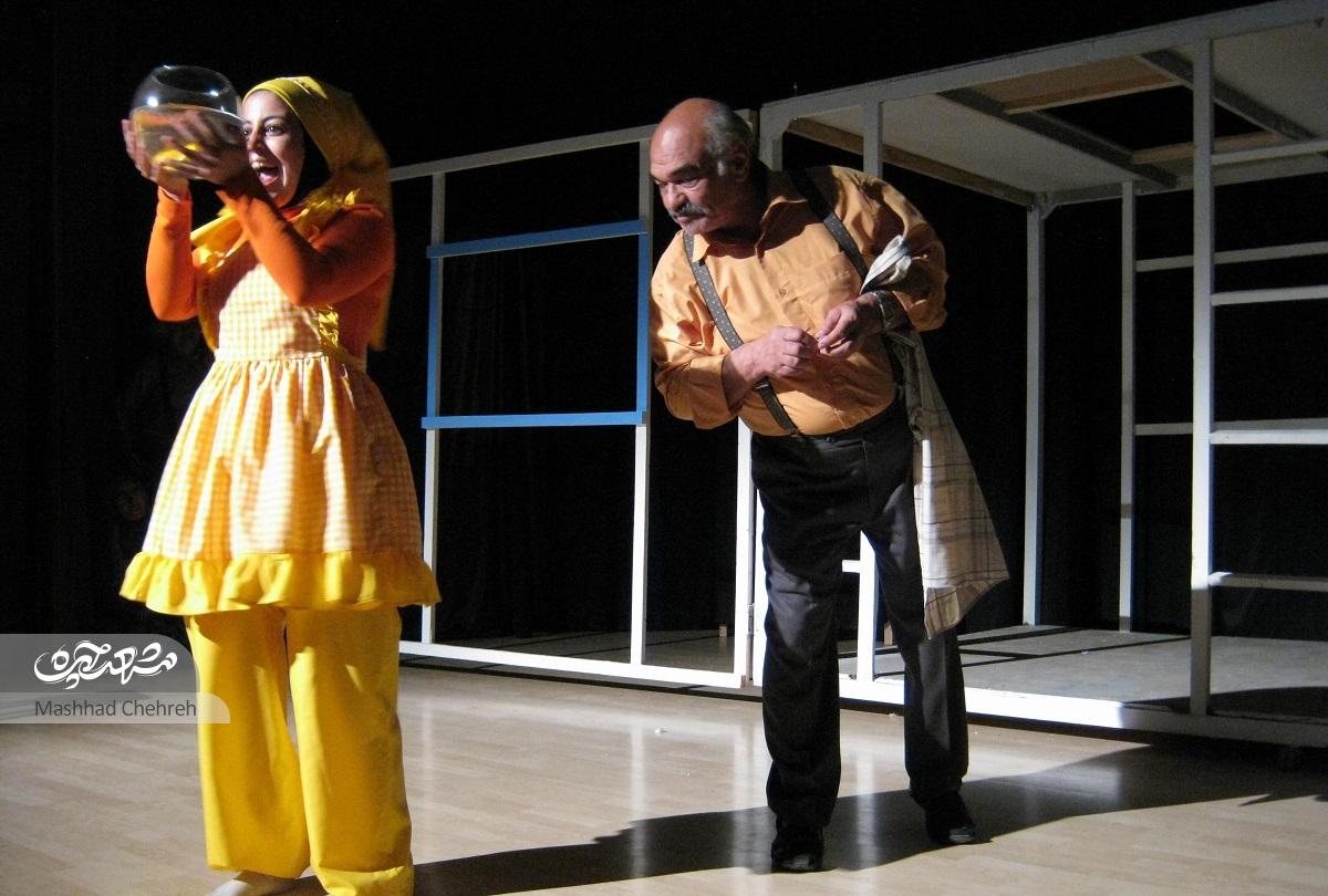 بانوي بازیگر محله فاطمیه كه روي صحنه «كودك» ميشود! بانوي بازیگر محله فاطمیه كه روي صحنه «كودك» ميشود!