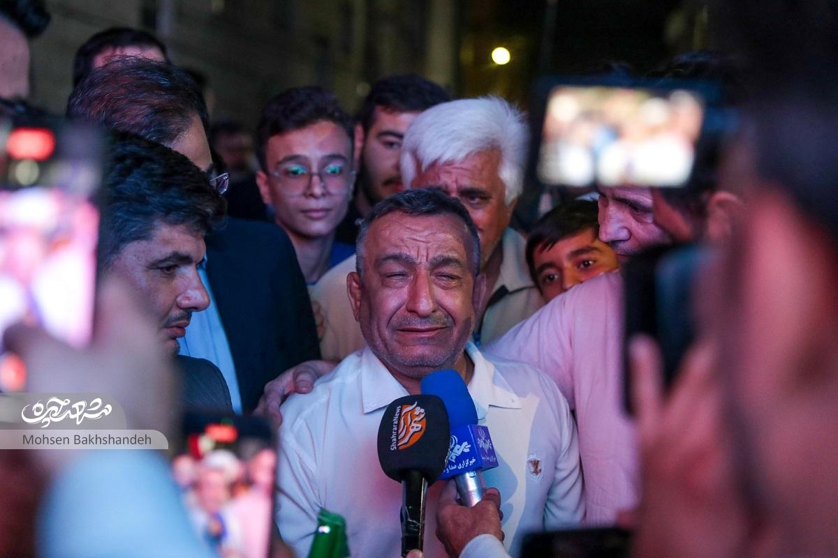 گفتوگو با نائبقهرمان کشتی جهان را بخوانیدو از حمایتهای خانوادهاش شگفتزده شوید گفتوگو با نائبقهرمان کشتی جهان را بخوانیدو از حمایتهای خانوادهاش شگفتزده شوید