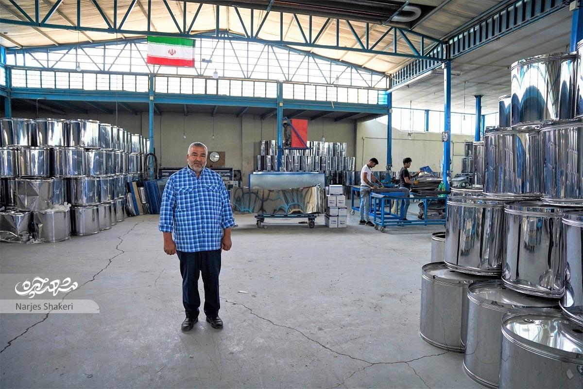 علیاصغر روانهزاده پس از ترک تحصیلبا مهارتآموزی و تلاش، تبدیل به کارخانهدار و کارآفرین شد علیاصغر روانهزاده پس از ترک تحصیلبا مهارتآموزی و تلاش، تبدیل به کارخانهدار و کارآفرین شد