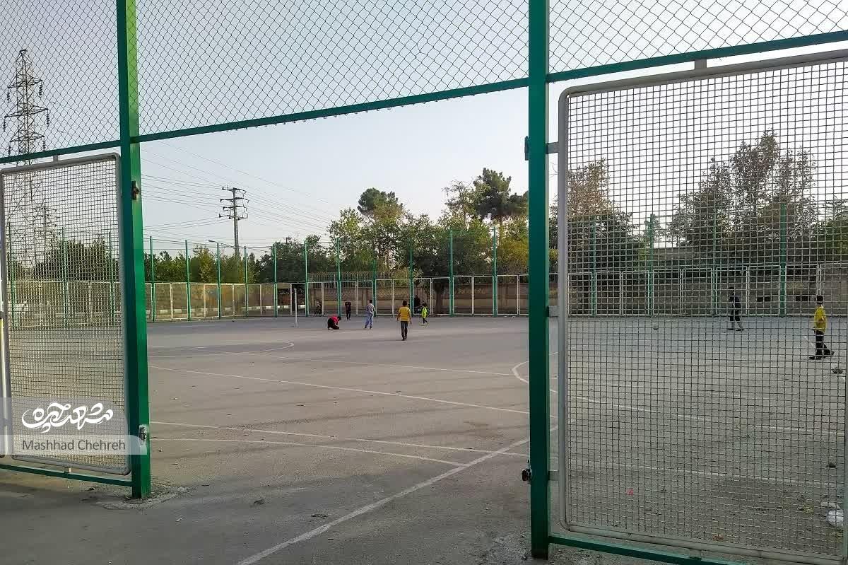 کوچه درمانگاه تامین اجتماعی در محله حسین‌آباد