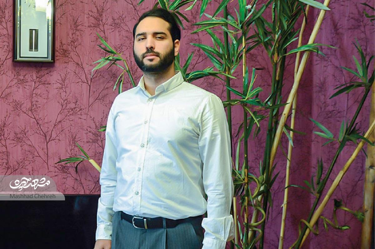 یکتا محمودآبادی، کم‌سن‌ترین مجموعه‌‌دار کشور است