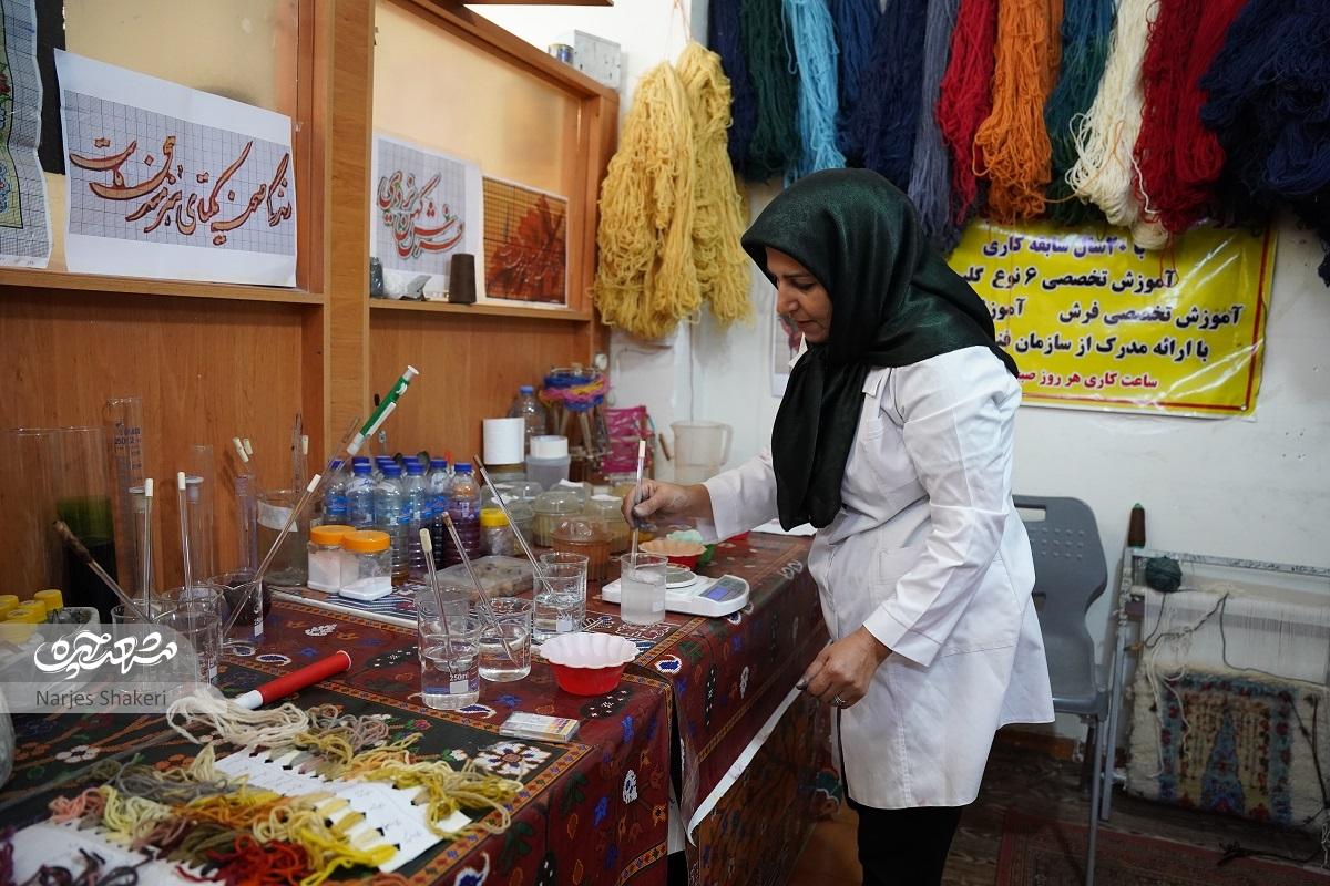 داستان زندگی زهره یزدی از کودکی تا صادرات فرش داستان زندگی زهره یزدی از کودکی تا صادرات فرش