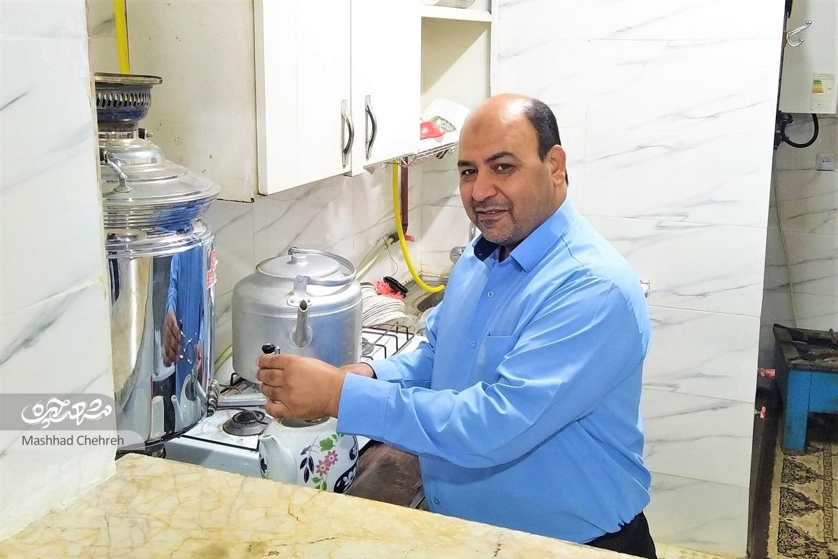 مجتبی غلام‌زاده وارث خدمت شبانه‌روزی در مسجدالرضاست