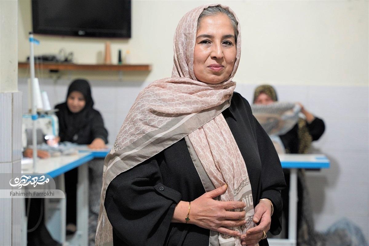 کارگاه خانگی عفت داوودی خانه امید بانوان محله ثامن است