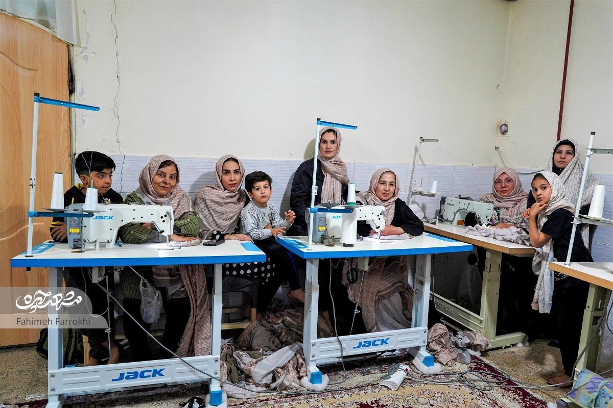 کارگاه خانگی عفت داوودی و هزار امید برای بانوان محله