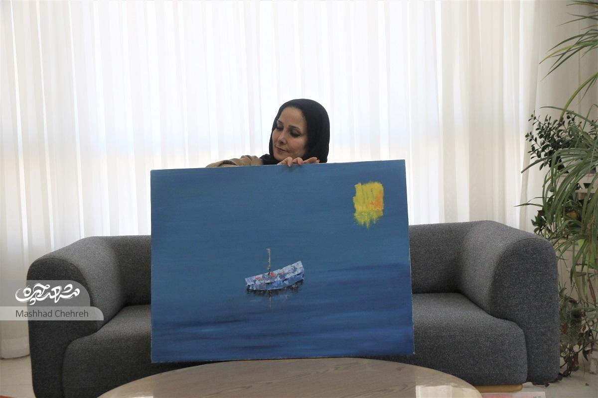 زهره موسوی با نقاشیهایش در طبیعت سیر میکند زهره موسوی با نقاشیهایش در طبیعت سیر میکند
