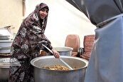 زهرا شادمان ۳ سال است برای نیازمندان غذا می‌پزد