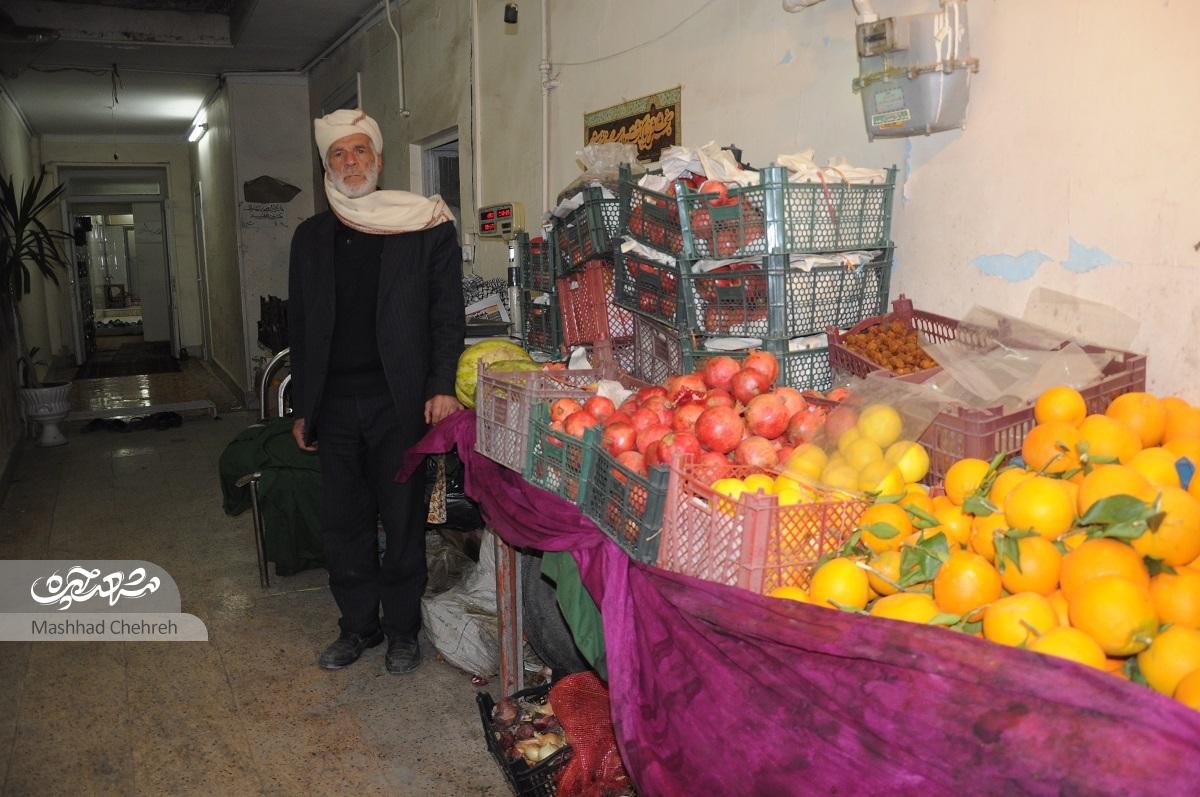 بازار میوه خیابان هاشمینژاد از همه جای شهر مشتری دارد بازار میوه خیابان هاشمینژاد از همه جای شهر مشتری دارد