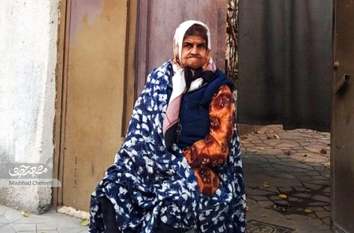 کوچه «قلعه گوسُلوک» در محله کارمنداناول کوچه «قلعه گوسُلوک» در محله کارمنداناول