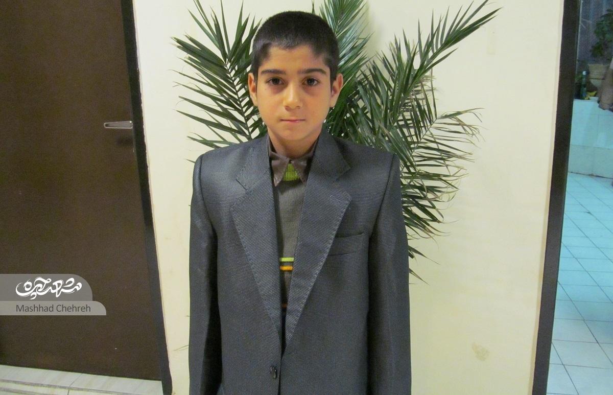 رضا کمالی نوجوان حافظ قرآن محله طلاب است