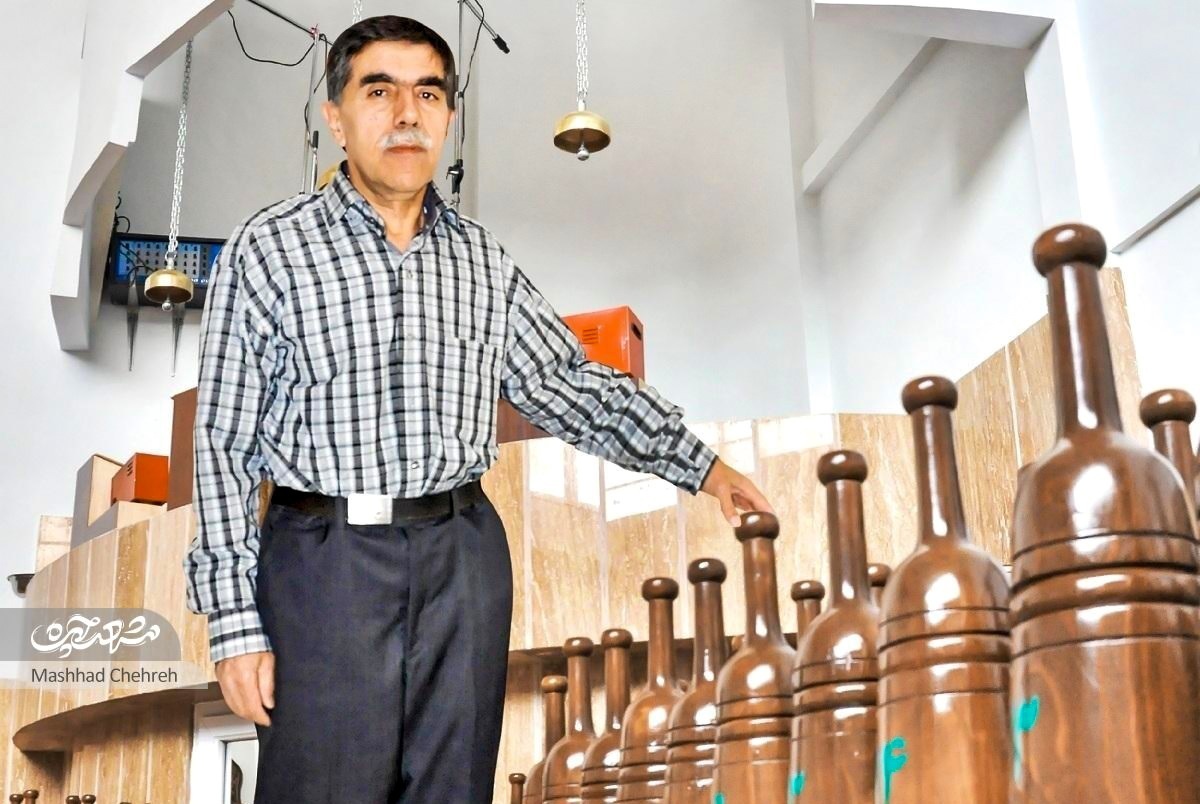 جواد صبوحی ۵۰ برنامه گل‌ریزان در زورخانه برگزار کرده است