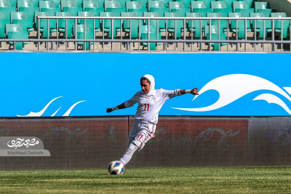 سمانه چهکندی ۱۵ سال شماره ۱۱ تیم ملی فوتبال را بر تن داشت سمانه چهکندی ۱۵ سال شماره ۱۱ تیم ملی فوتبال را بر تن داشت