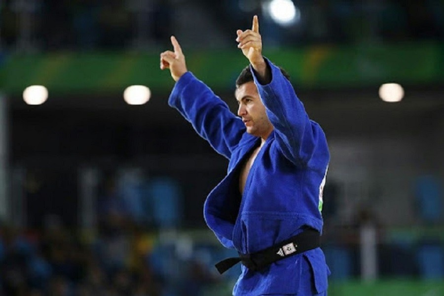 حامد علیزاده ورزشکار کم‌بینای محله امام هادی(ع) قهرمان مسابقات پاراآسیایی جودود است