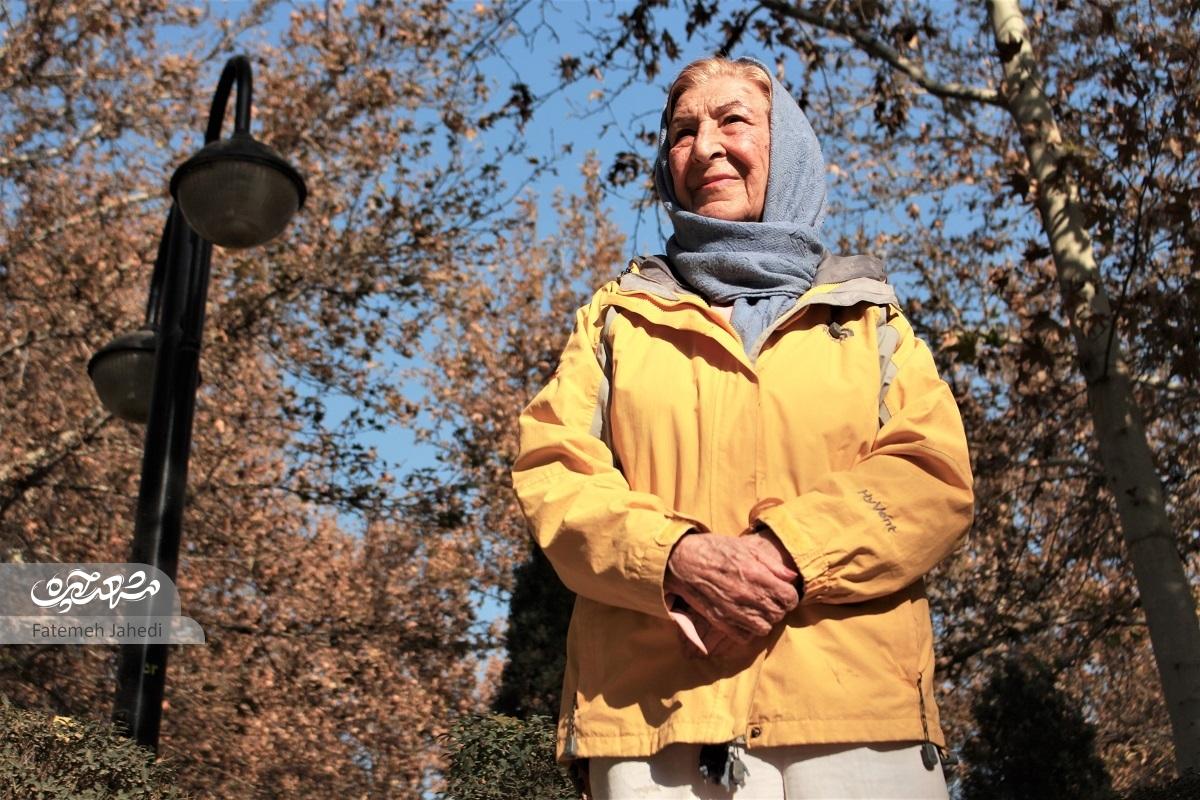 حوریه شهیدی زاده از ۶۰ سالگی کوهنوردی حرفه‌ای را شروع کرد