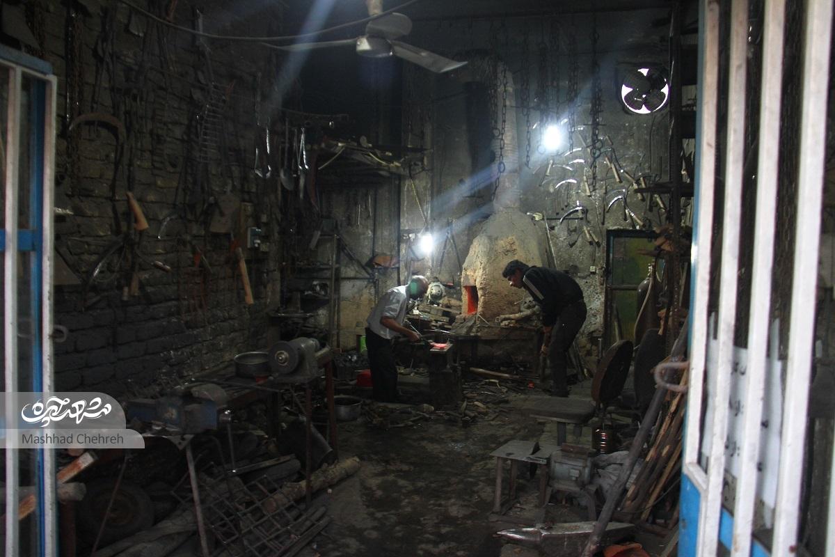 آتش و آهن در مشهدقلی؛ روایتی از رنج و عشق یک آهنگر ۷۰ساله آتش و آهن در مشهدقلی؛ روایتی از رنج و عشق یک آهنگر ۷۰ساله