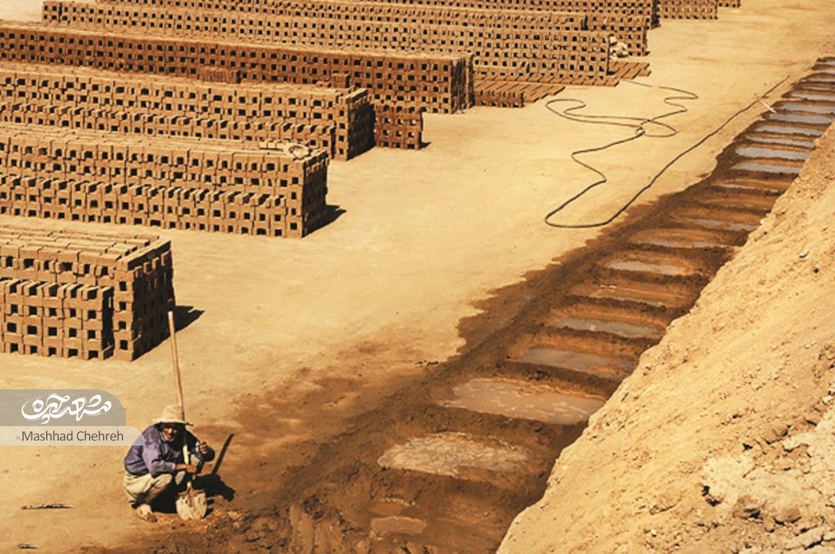 قاب‌های از خشت خام و کوره آجرپزی مهدی‌آباد