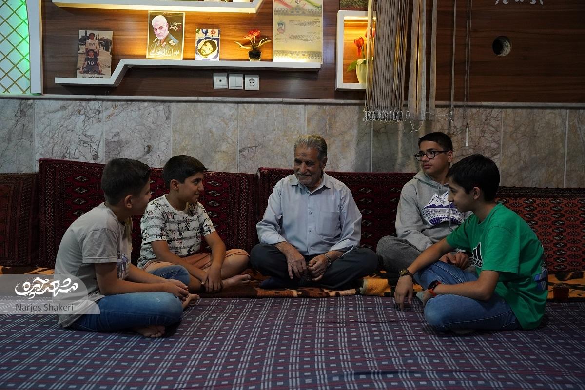 ۱۲ سال نتواستم به همسرم بگویم پسرانمان شهید شدند ۱۲ سال نتواستم به همسرم بگویم پسرانمان شهید شدند