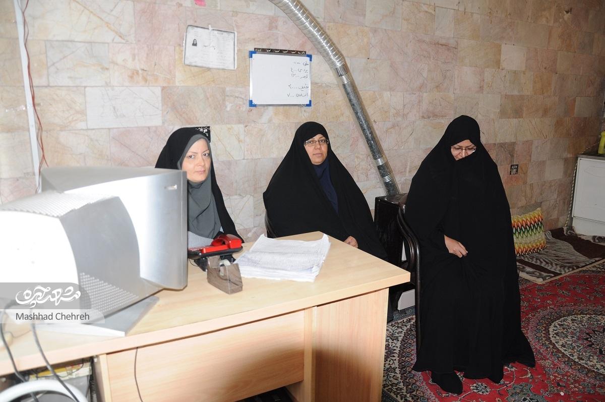 بانوهای دست بهفرمان، نانآور خانوادههایشان هستند بانوهای دست بهفرمان، نانآور خانوادههایشان هستند